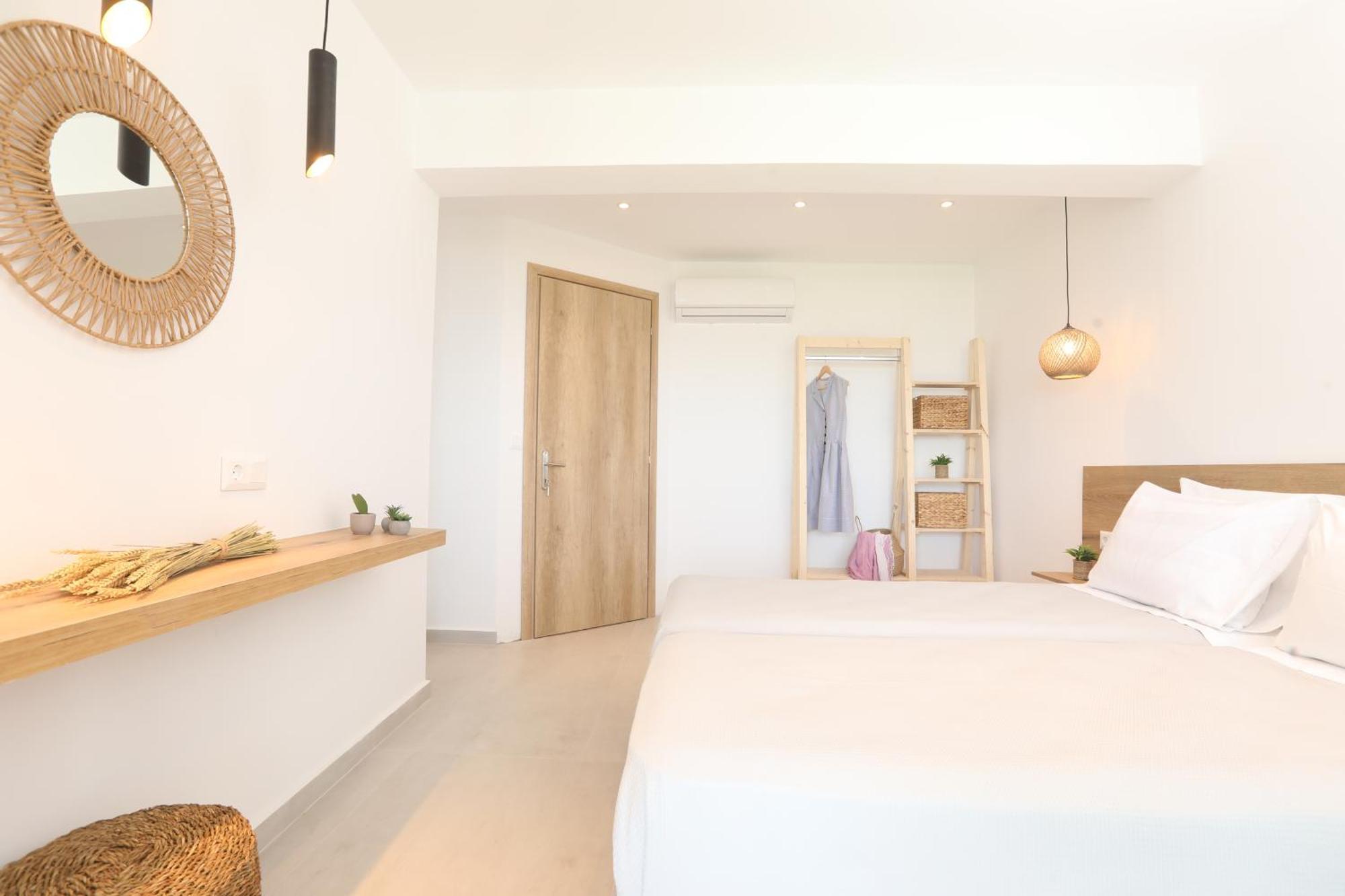 Magdachris Luxury Rooms Agios Georgios Pagon Ngoại thất bức ảnh