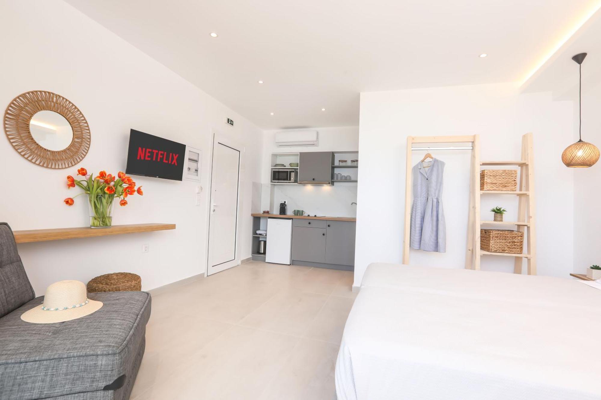 Magdachris Luxury Rooms Agios Georgios Pagon Ngoại thất bức ảnh