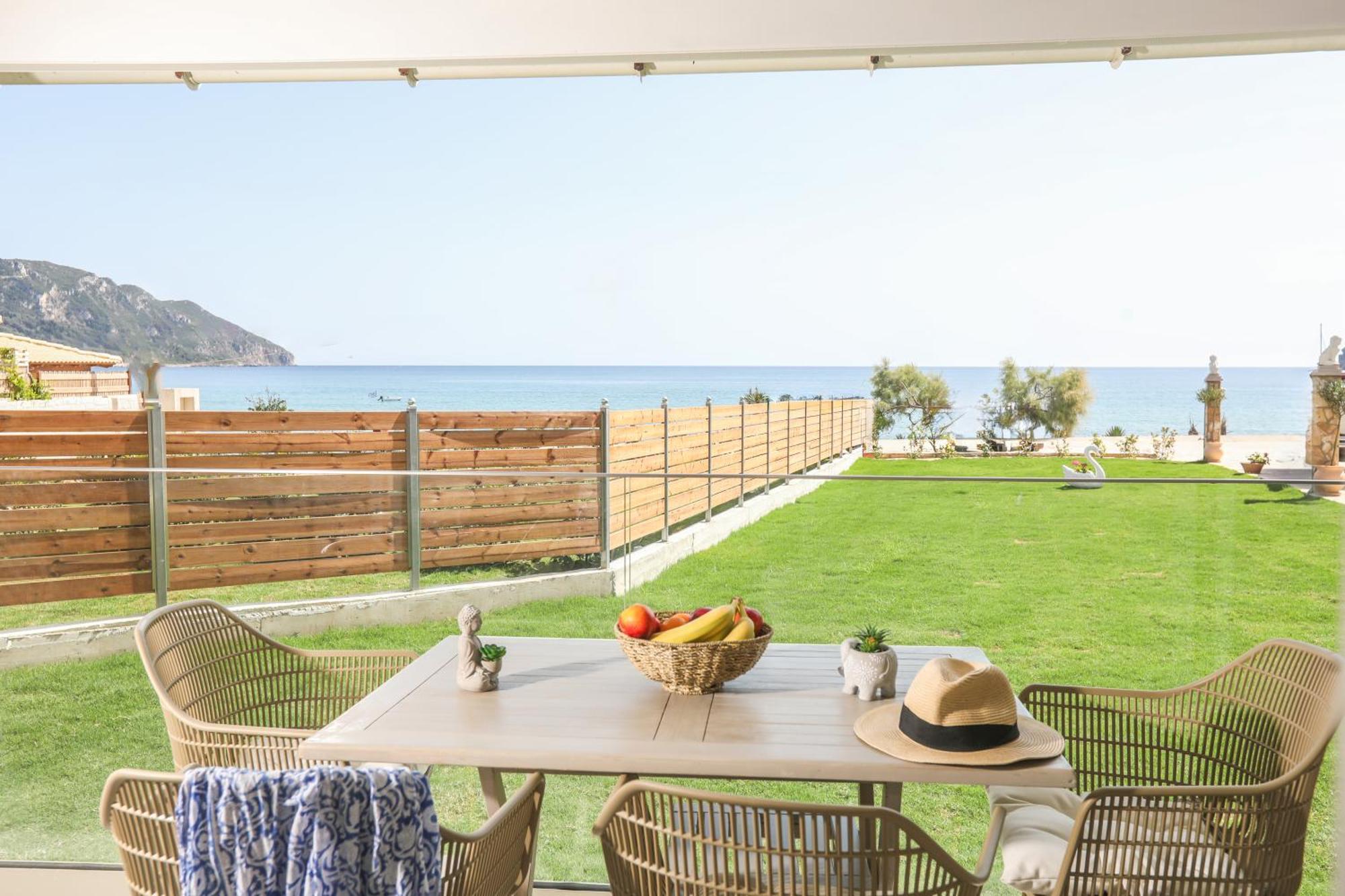 Magdachris Luxury Rooms Agios Georgios Pagon Ngoại thất bức ảnh