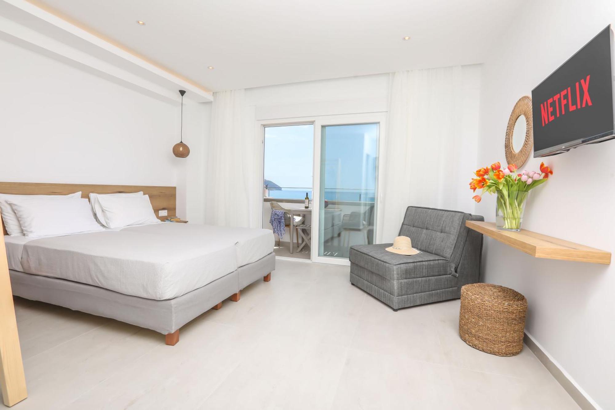 Magdachris Luxury Rooms Agios Georgios Pagon Ngoại thất bức ảnh